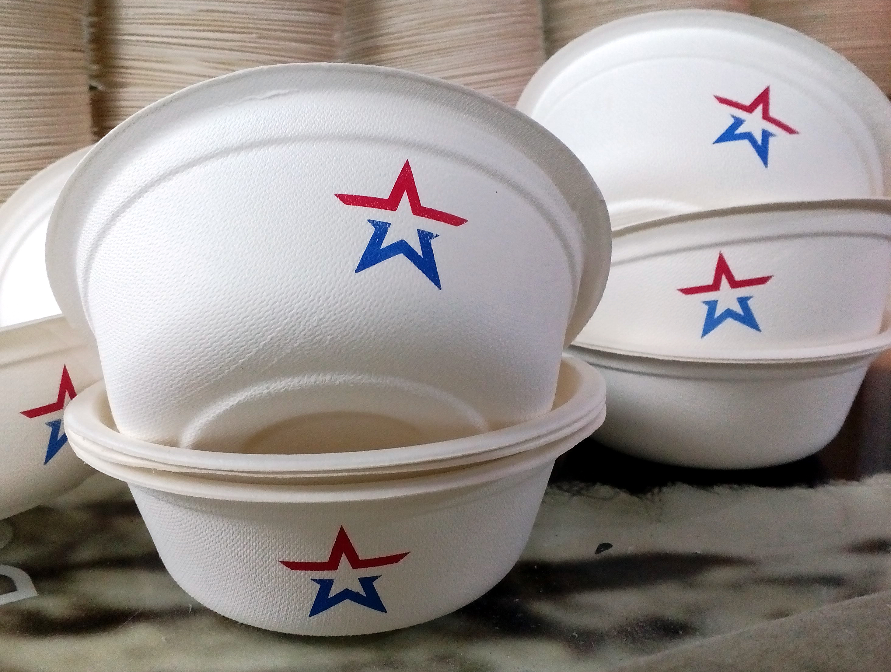 Армейская посуда. Армейская посуда в столовой. Армейская тарелка. Армейская пластиковая посуда. Посуда логотип.